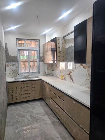 Kitchen in 3 BHK Builder Floor at Essar Homes, Sainik Colony – for Sale