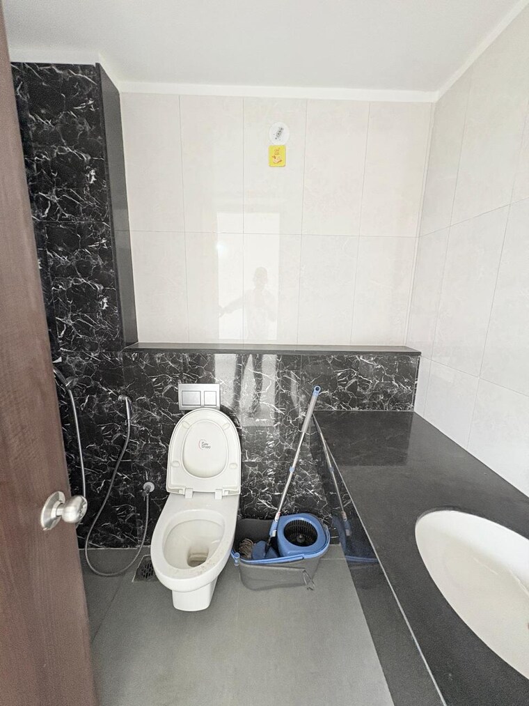 Bathroom, lodha-palava-trinity-a-to-c 3 Bedroom 1200 Sq.Ft. Apartment In Dombivli East Thane 9534417