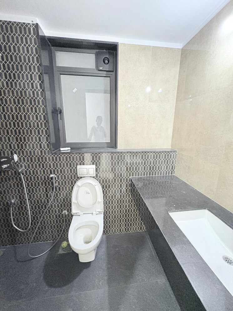 Bathroom, lodha-palava-trinity-a-to-c 3 Bedroom 1200 Sq.Ft. Apartment In Dombivli East Thane 9534417