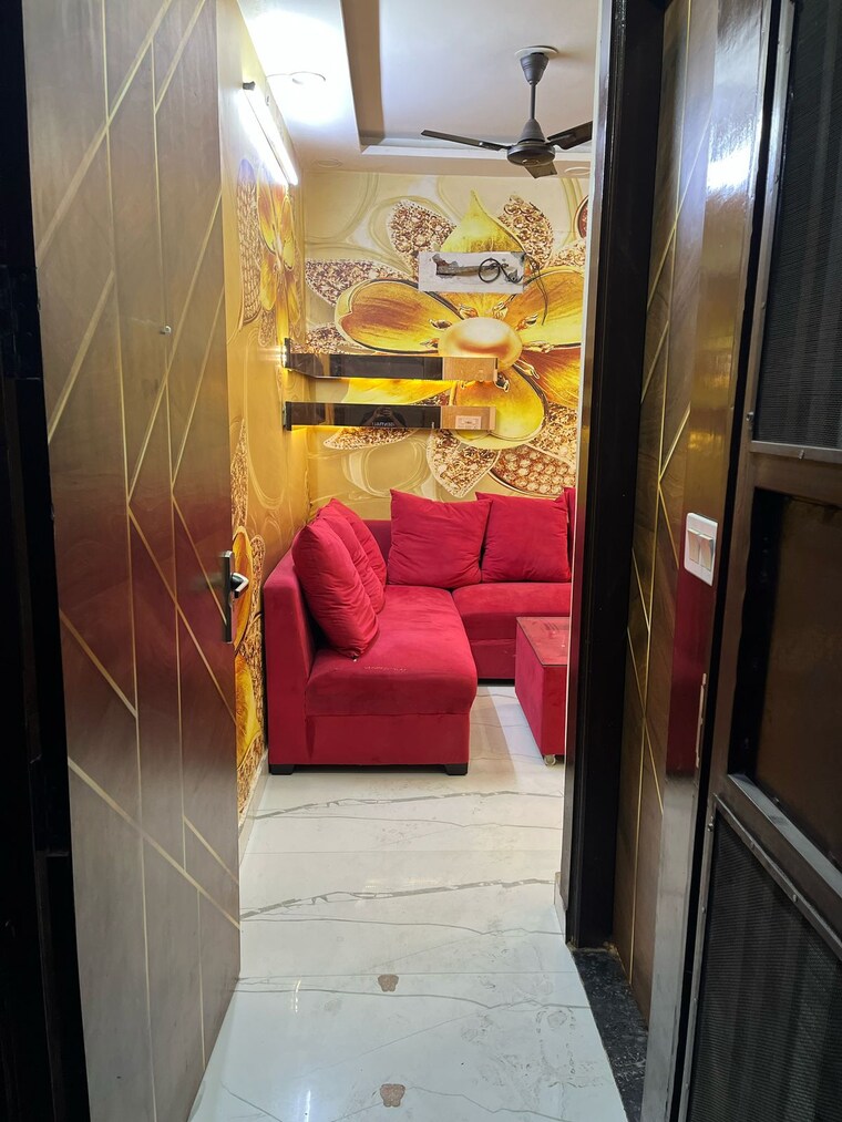 Master Bedroom, dwarka mor 2 Bedroom 57 Sq.Yd. Builder Floor In Dwarka Mor Delhi 9534442