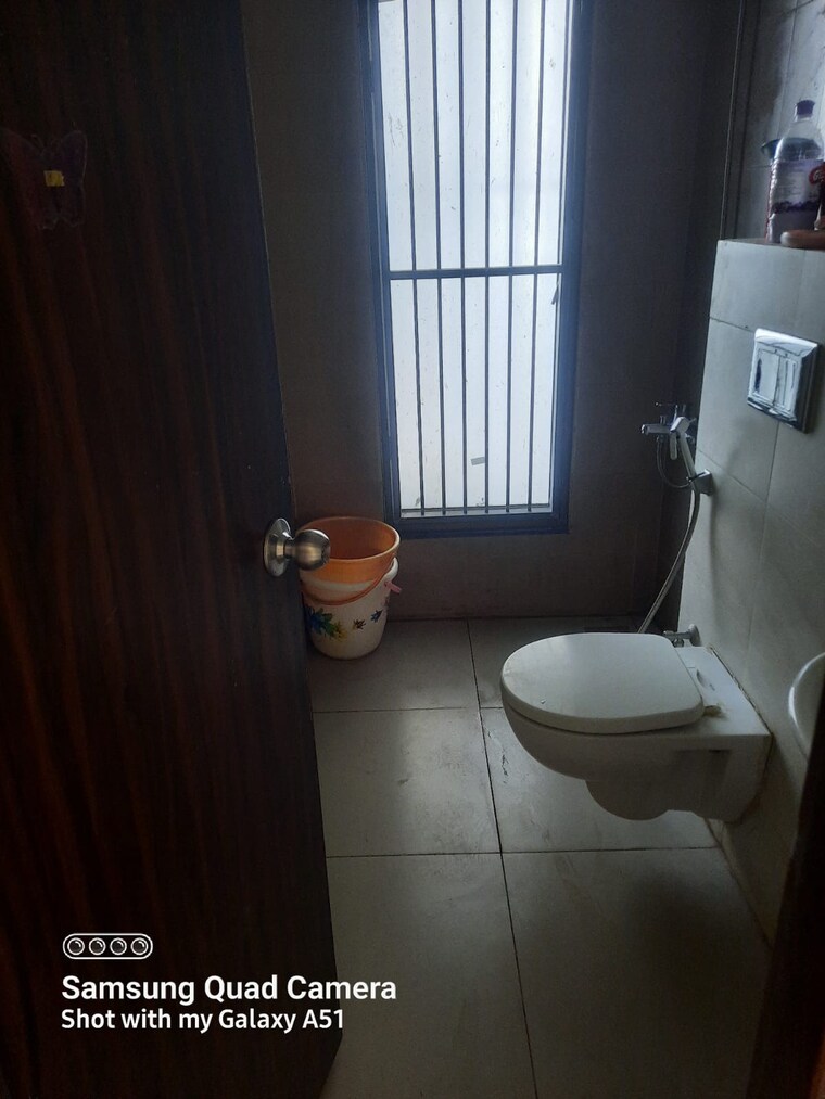 Bathroom, kumar-gulmohar 3 Bedroom 1500 Sq.Ft. Apartment In Wanowrie Pune 9534466