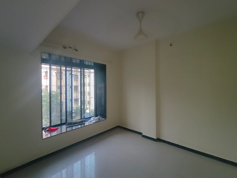 Room, sterling-avenue 1 Bedroom 430 Sq.Ft. Apartment In Dahisar West Mumbai 9534440
