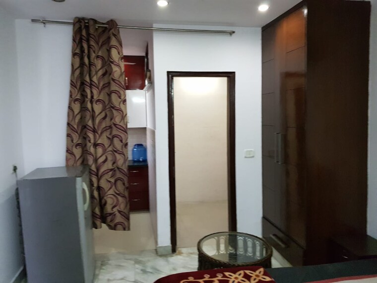 Living Room, safdarjung enclave 3 Bedroom 330 Sq.Yd. Builder Floor In Safdarjung Enclave Delhi 9534446