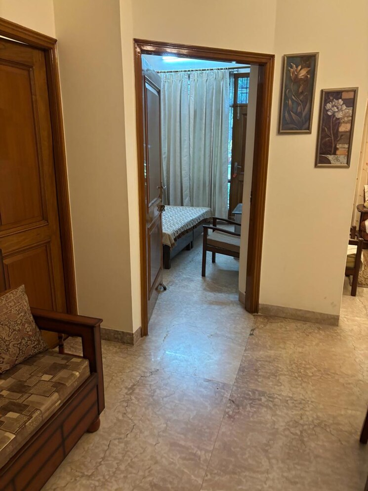 undefined, sector 15 3 Bedroom 3400 Sq.Ft. Builder Floor In Sector 15 Chandigarh 9534482