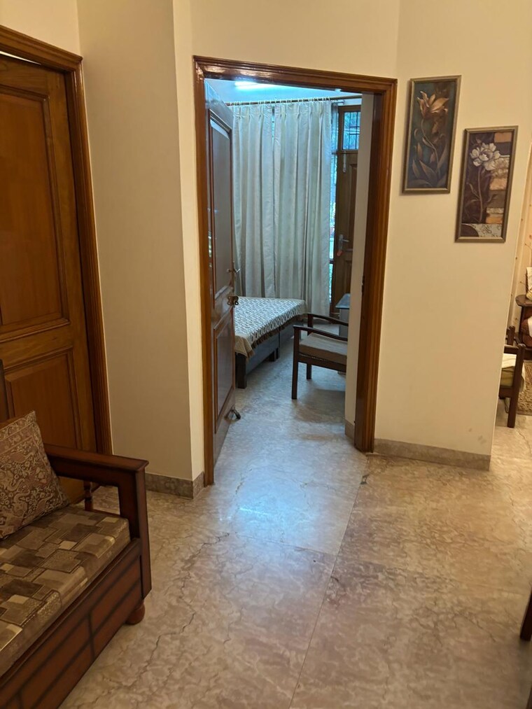 undefined, sector 15 3 Bedroom 3400 Sq.Ft. Builder Floor In Sector 15 Chandigarh 9534482