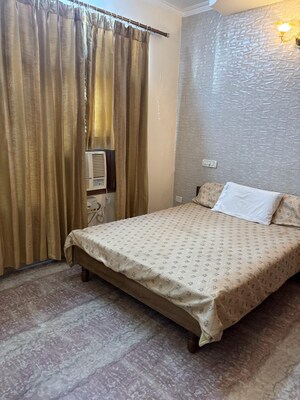 Bedroom in 3 BHK Builder Floor at Sector 15 – for Rent