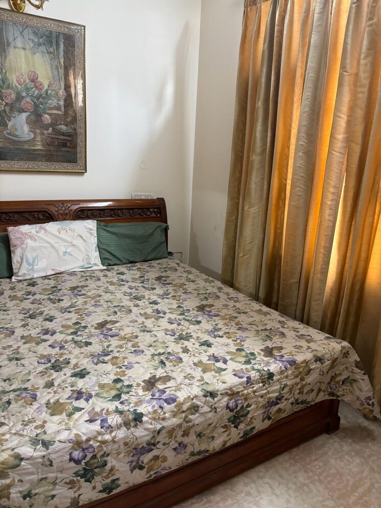 Bedroom, sector 15 3 Bedroom 3400 Sq.Ft. Builder Floor In Sector 15 Chandigarh 9534482