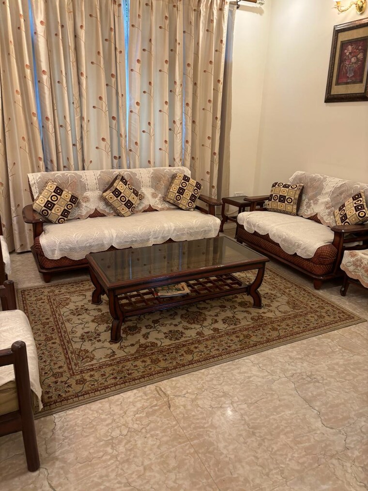 Bedroom, sector 15 3 Bedroom 3400 Sq.Ft. Builder Floor In Sector 15 Chandigarh 9534482