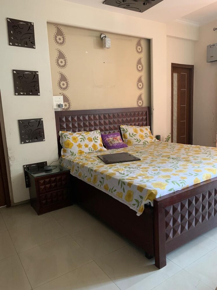 Bedroom, sector 20 3 Bedroom 1450 Sq.Ft. Apartment In Sector 20 Panchkula 9534521