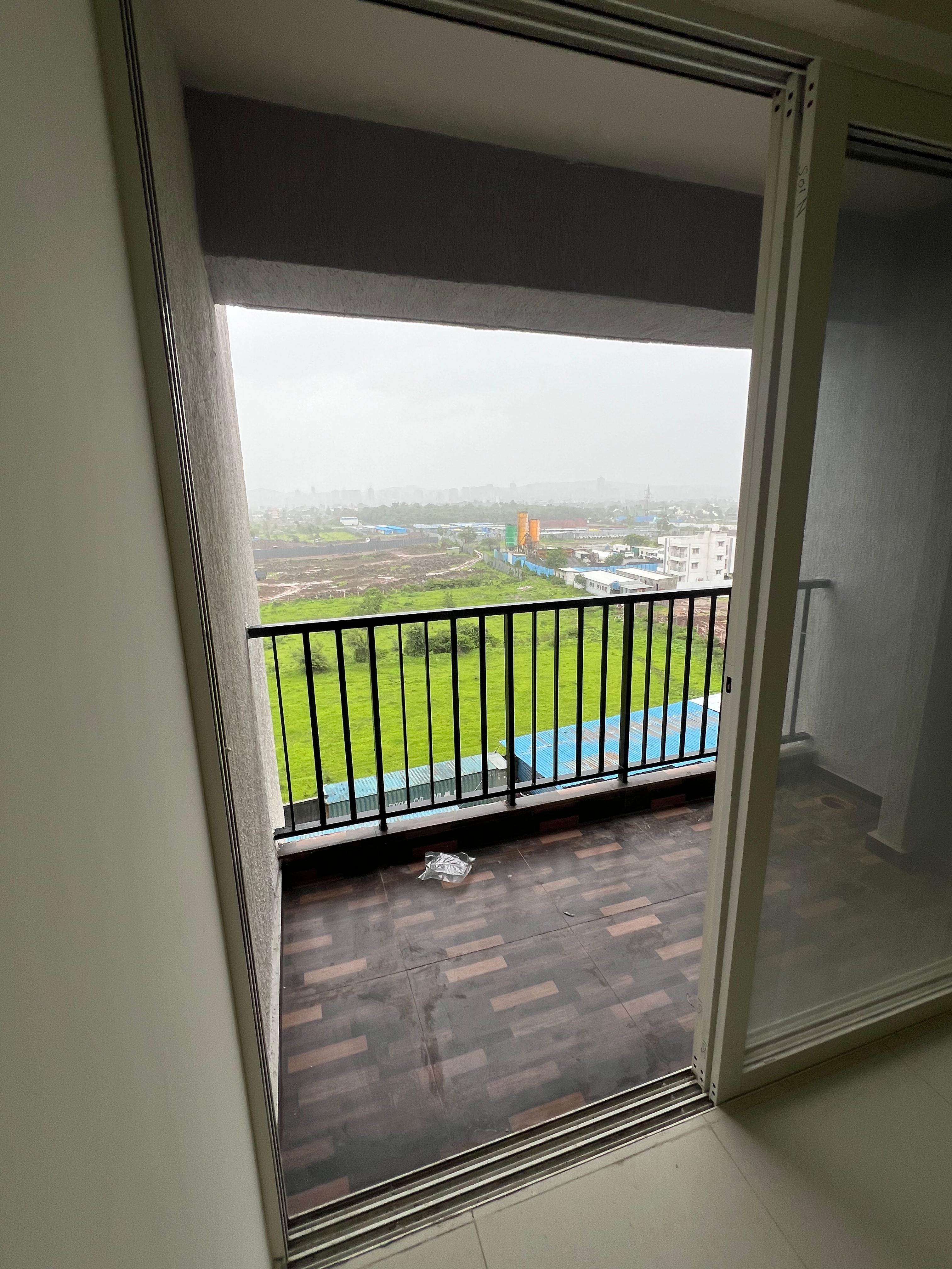 1 BHK + Study Room Apartment For Rent in Kolte Patil Life Republic