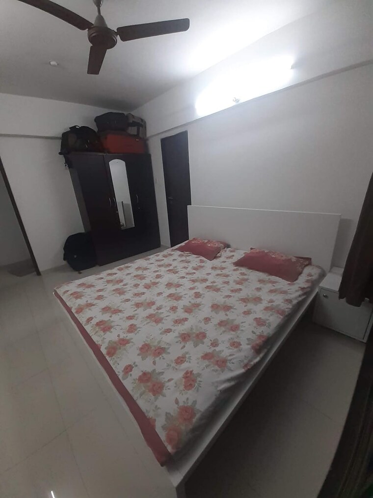 Bedroom, santacruz east 5 Bedroom 2600 Sq.Ft. Apartment In Santacruz East Mumbai 9534564