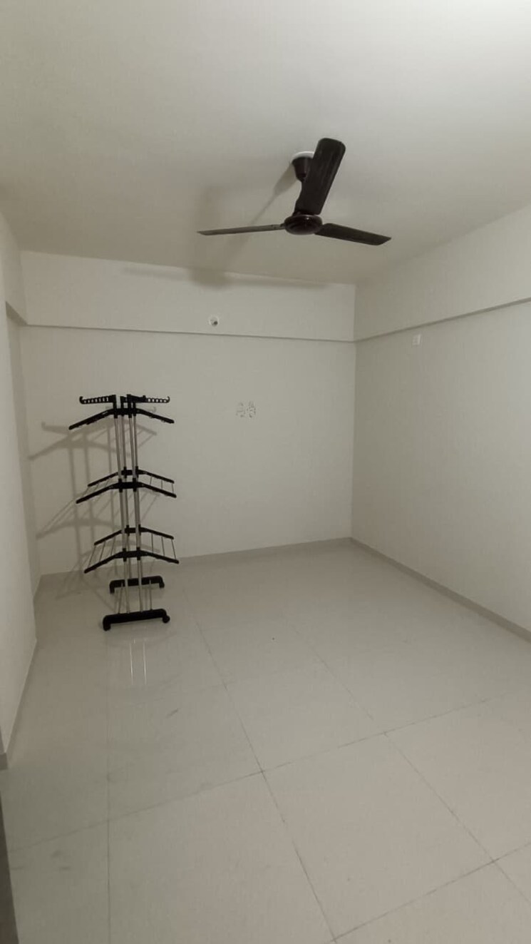 Room, hinjewadi 2 Bedroom 1050 Sq.Ft. Apartment In Hinjewadi Pune 9534550