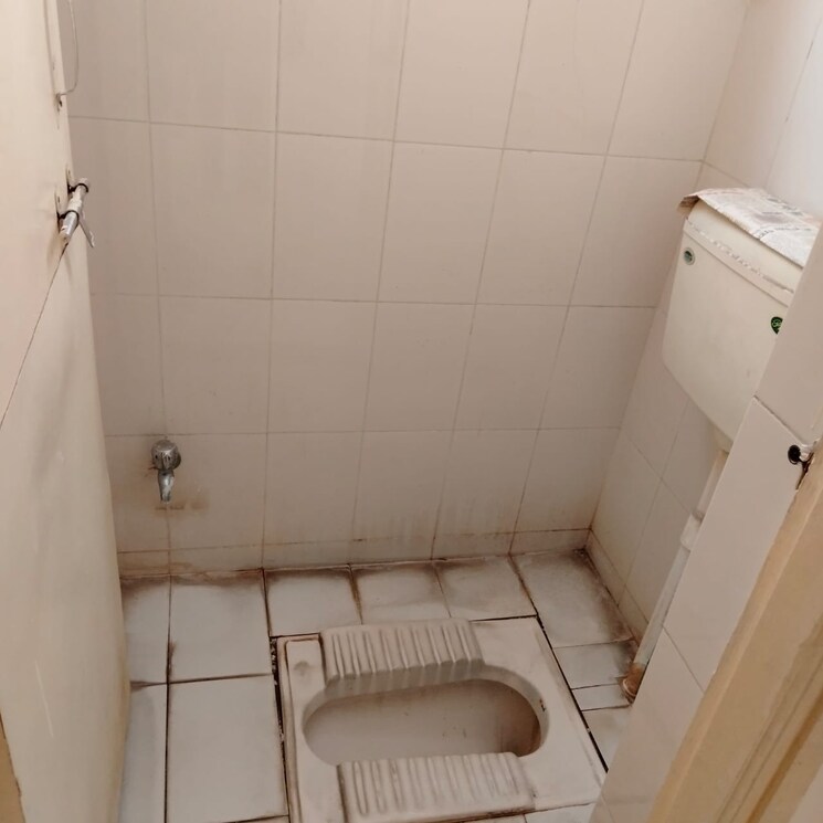 Bathroom, vardhaman-township 1 Bedroom 608 Sq.Ft. Apartment In Hadapsar Pune 9534556