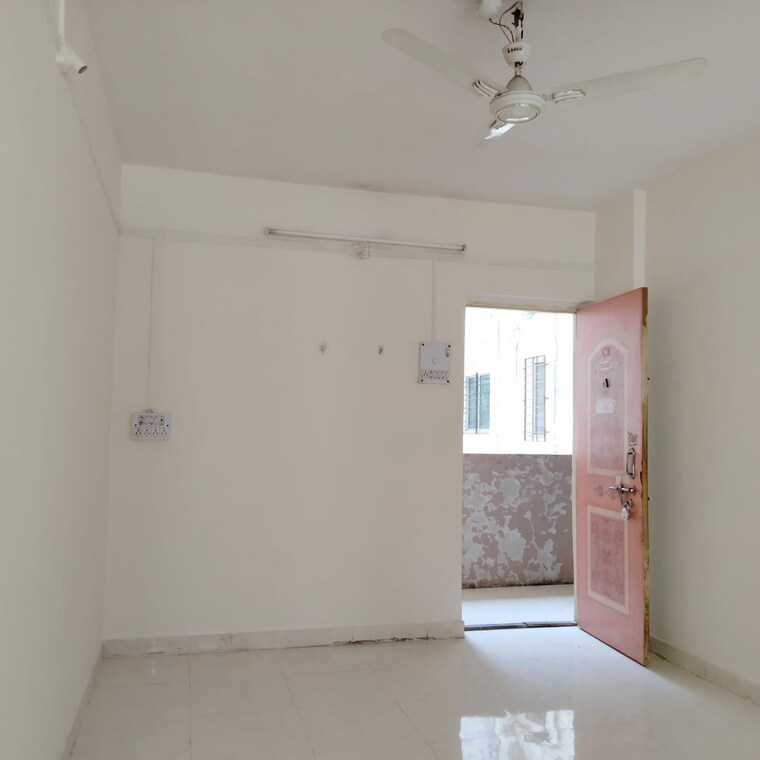 Room, vardhaman-township 1 Bedroom 608 Sq.Ft. Apartment In Hadapsar Pune 9534556