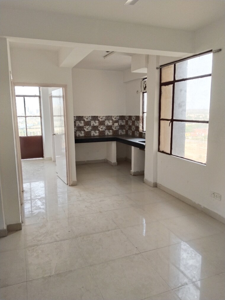 Room, signature-global-synera 2 Bedroom 598 Sq.Ft. Apartment In Sector 81 Gurgaon 9534575