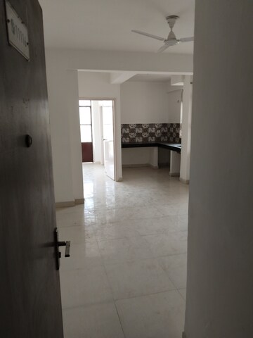 Room in 2 BHK Apartment at Signature Global Synera, Sector 81 – for Rent