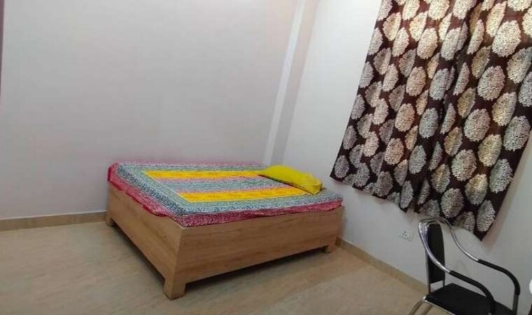 Bedroom, hazratganj 3 Bedroom 1500 Sq.Ft. Apartment In Hazratganj Lucknow 9534626