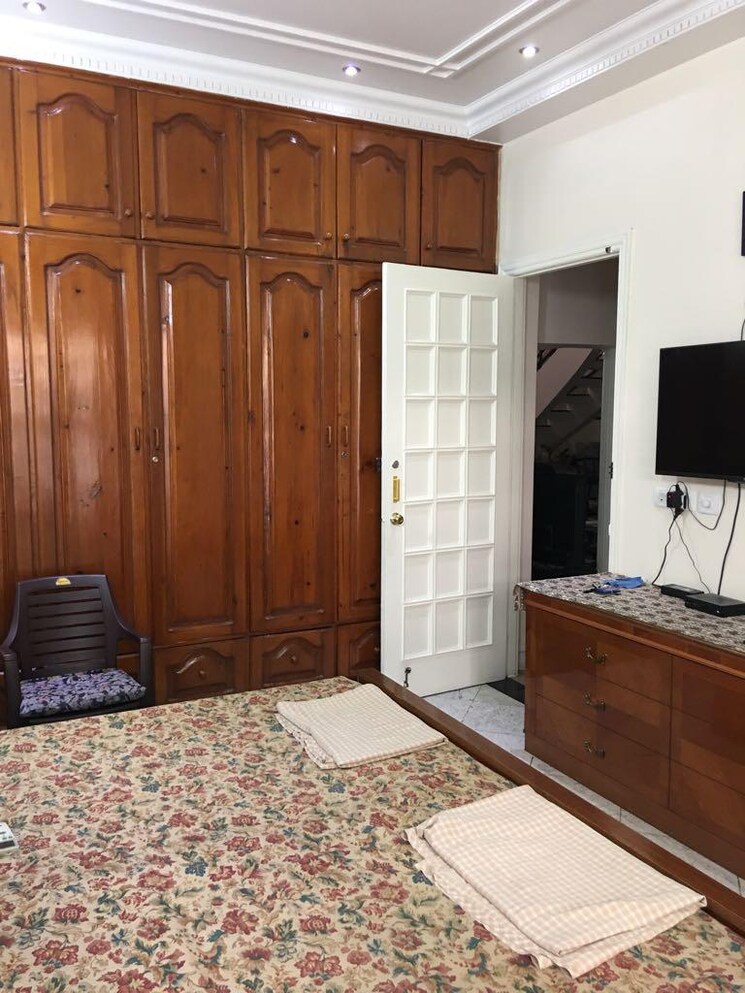 Bedroom, sector 15 5 Bedroom 3200 Sq.Ft. Independent House In Sector 15 Panchkula 9534625