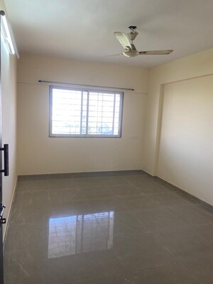 Room in 1 BHK Apartment at Nilesh Samruddhi, Hadapsar – for Rent