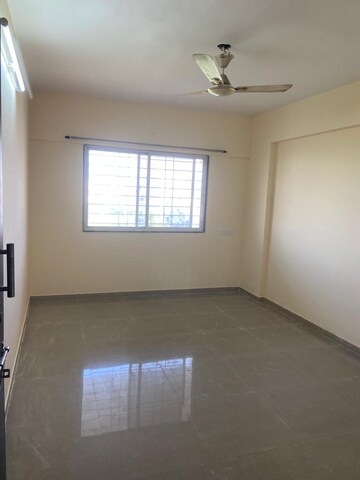 Room in 1 BHK Apartment at Nilesh Samruddhi, Hadapsar – for Rent