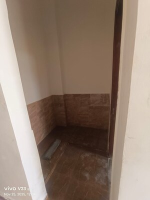 Bathroom in 1.5 BHK Independent House at Sector 55 – for Rent