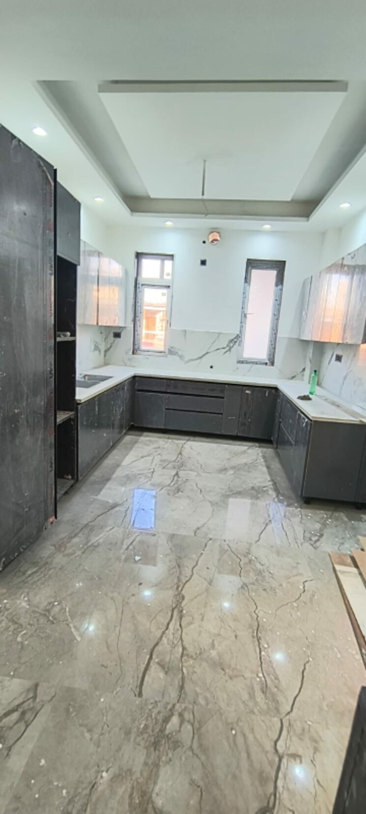Kitchen, green fields colony 3 Bedroom 200 Sq.Yd. Builder Floor In Green Fields Colony Faridabad 9534653