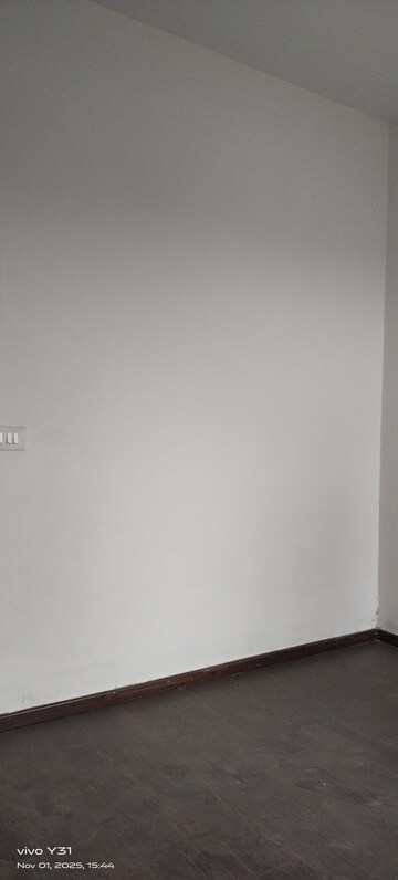 Room in 2 BHK Apartment at Amrapali Leisure Park, Amrapali Leisure Valley – for Rent