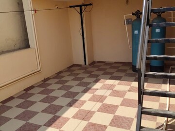 Room in 3 BHK Independent House at Kalyan Nagar – for Rent