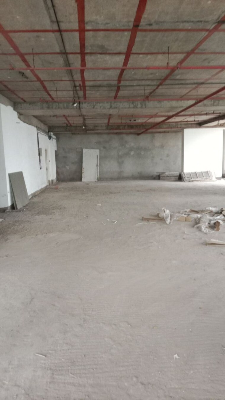  Parking, salt lake sector v Commercial Office Space 5501 Sq.Ft. In Salt Lake Sector V Kolkata 9529564