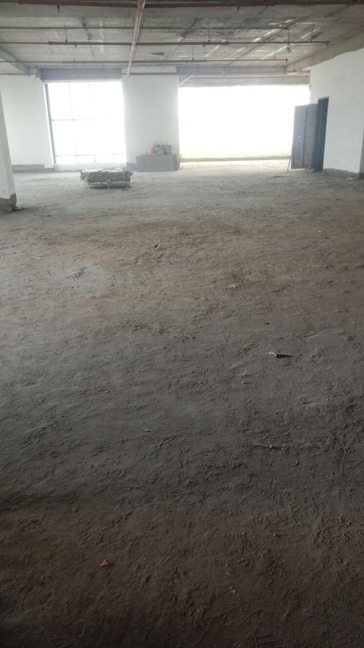  Parking, salt lake sector v Commercial Office Space 5501 Sq.Ft. In Salt Lake Sector V Kolkata 9529564