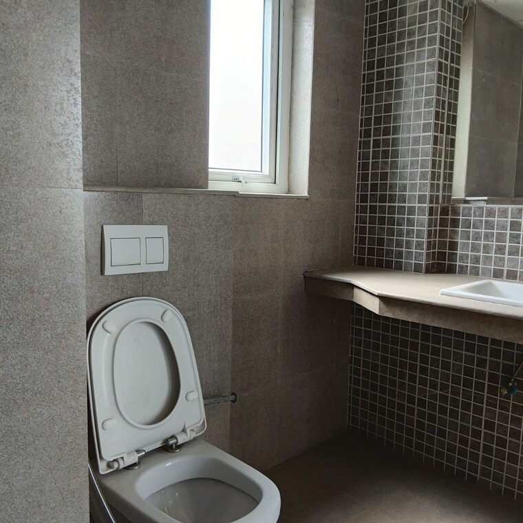 Bathroom, sector 102 3 Bedroom 1931 Sq.Ft. Apartment In Sector 102 Gurgaon 9534805