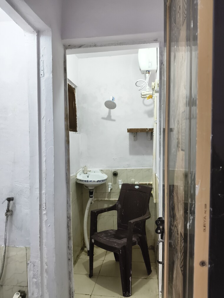 undefined, dwarka 1 RK 250 Sq.Ft. Apartment In Dwarka Delhi 9534900