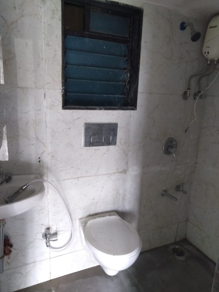 Bathroom, rna-ng-canary 1 Bedroom 390 Sq.Ft. Apartment In Mira Road Thane 9534819