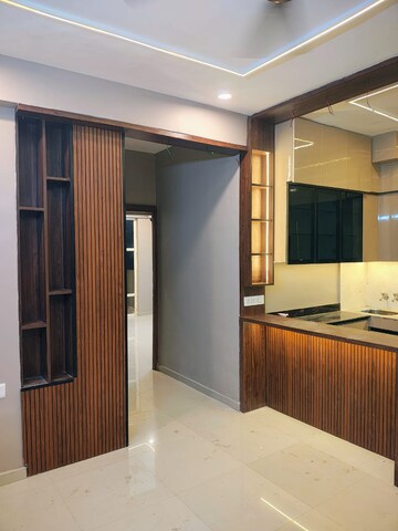 2 BHK Apartment For Rent in Pyramid Heights, Sector 85