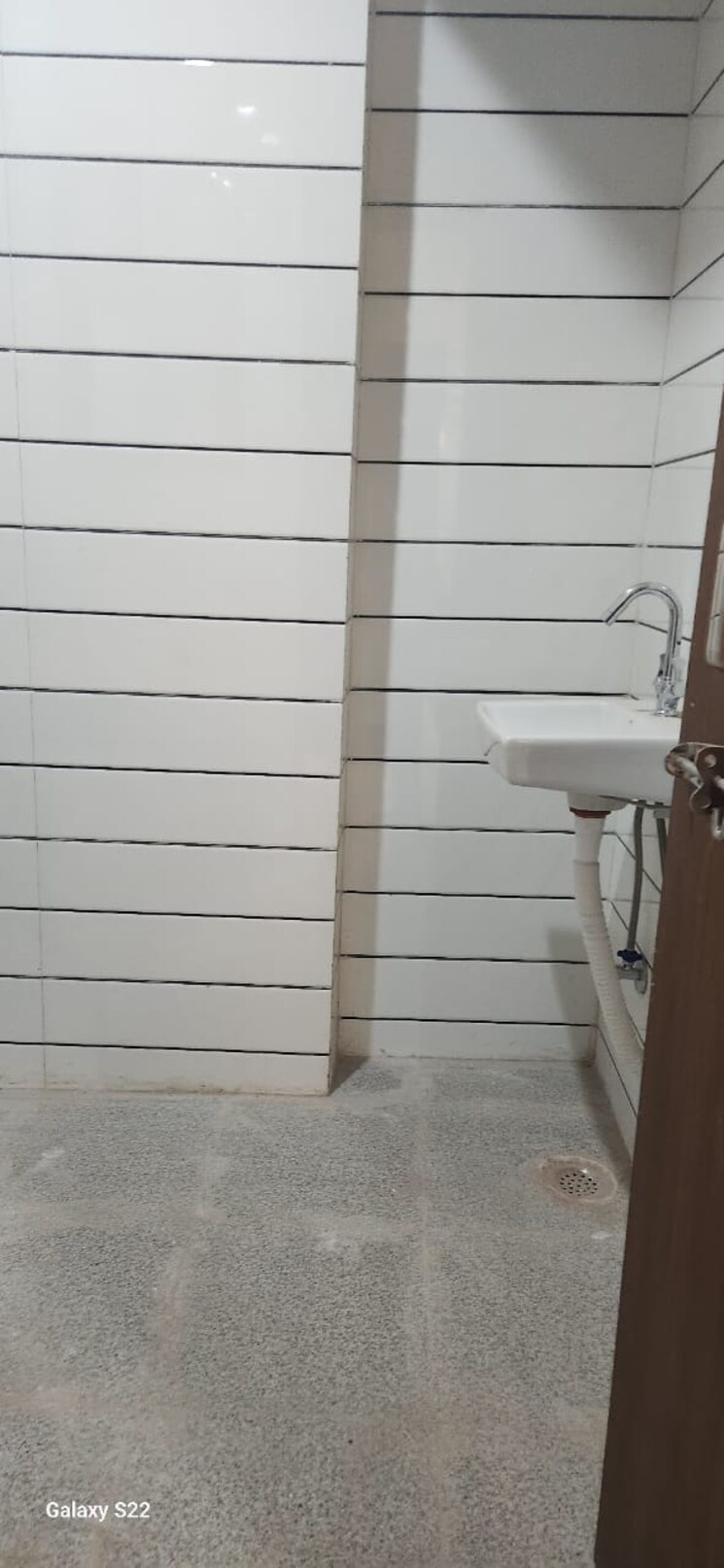 Bathroom, saket 1 Bedroom 5500 Sq.Ft. Builder Floor In Saket Delhi 9534862