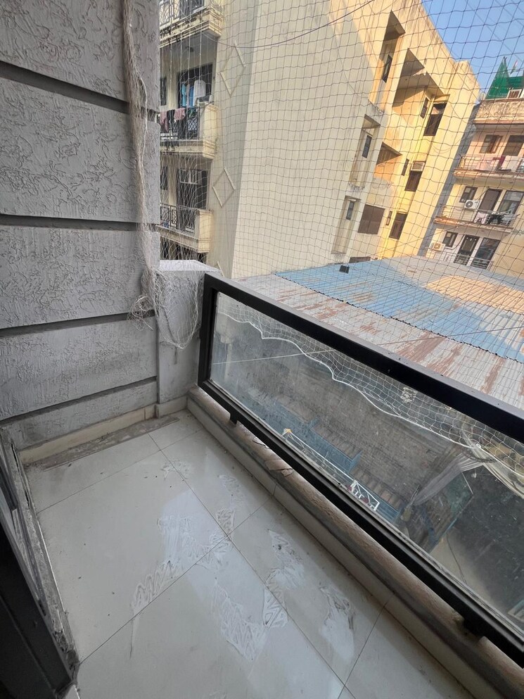 Balcony, saket 1 Bedroom 400 Sq.Ft. Builder Floor In Saket Delhi 9534863