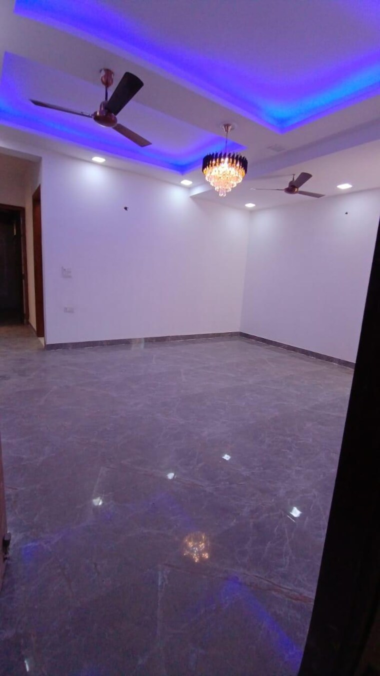 Room, bisrakh jalalpur 3 Bedroom 1550 Sq.Ft. Apartment In Bisrakh Jalalpur Greater Noida 9534843