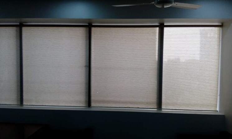 Room, thaltej Commercial Office Space 777 Sq.Ft. In Thaltej Ahmedabad 9534865