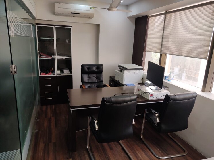 Team Area, thaltej Commercial Office Space 777 Sq.Ft. In Thaltej Ahmedabad 9534865