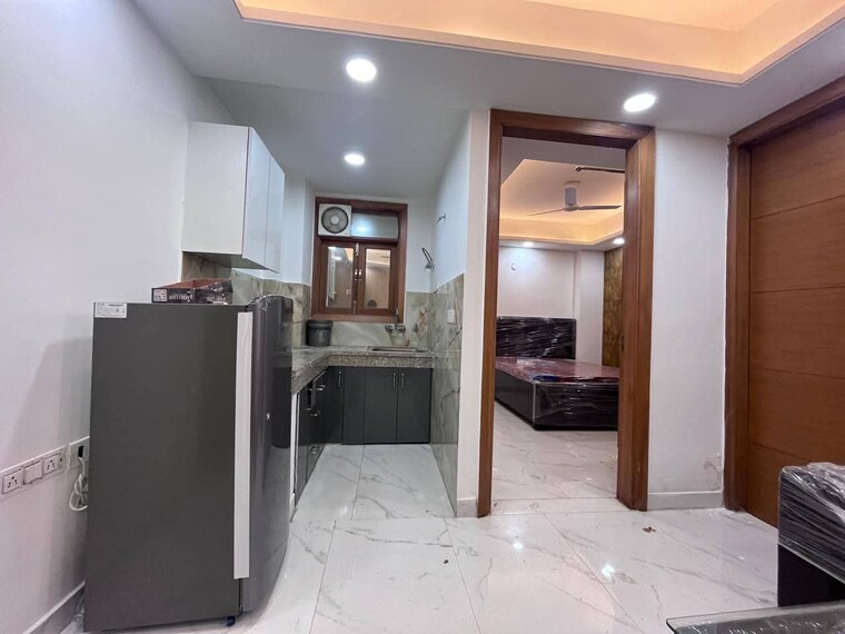 Kitchen, freedom fighters enclave 1 Bedroom 600 Sq.Ft. Apartment In Freedom Fighters Enclave Delhi 9534902