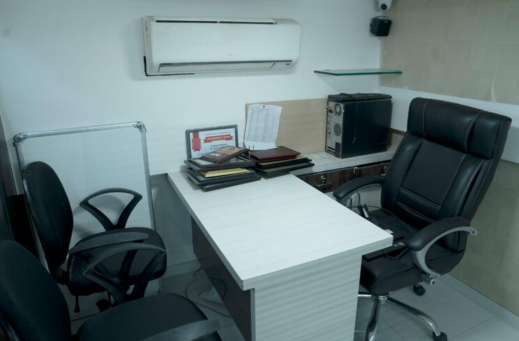 Team Area, neo-corporate-plaza Commercial Office Space 1700 Sq.Ft. In Malad West Mumbai 9534927