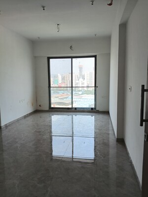 Room in 3 BHK Apartment at Jivan Prakash Apartment, Matunga West – for Sale