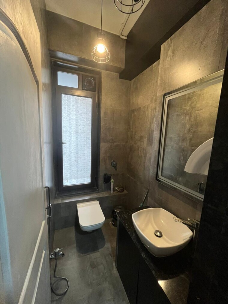 Bathroom, andheri east Commercial Office Space 640 Sq.Ft. In Andheri East Mumbai 9534911