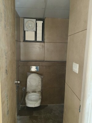  3 BHK Apartment at Vaishnodevi Circle – for Rent