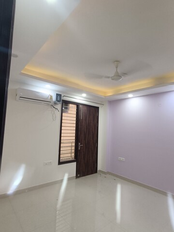 Furnished Amenities in 3 BHK Builder Floor at Ansal API Esencia, Sector 67 – for Rent