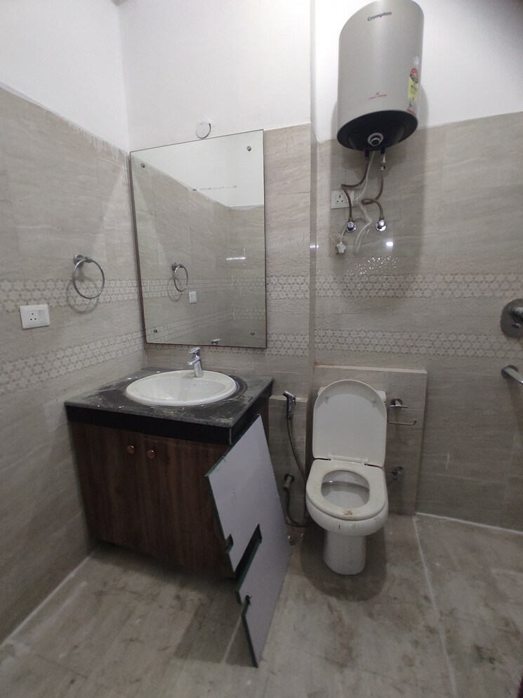 Bathroom, ats-kocoon 3 Bedroom 1745 Sq.Ft. Apartment In Sector 109 Gurgaon 9534946