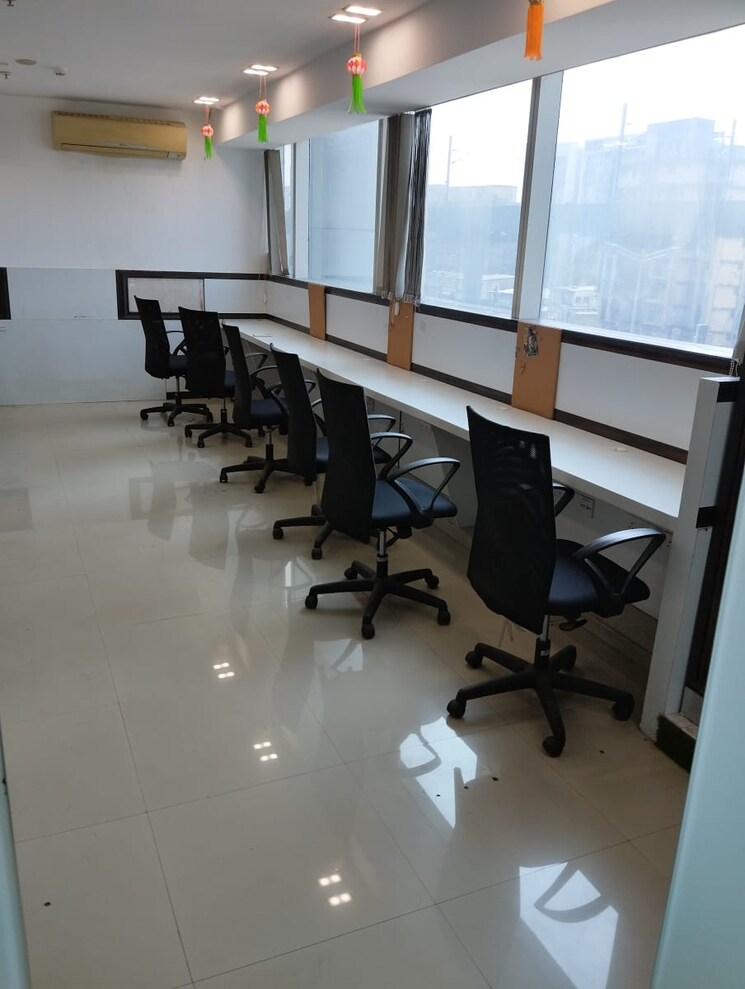 Team Area, jogeshwari east Commercial Office Space 950 Sq.Ft. In Jogeshwari East Mumbai 9534953