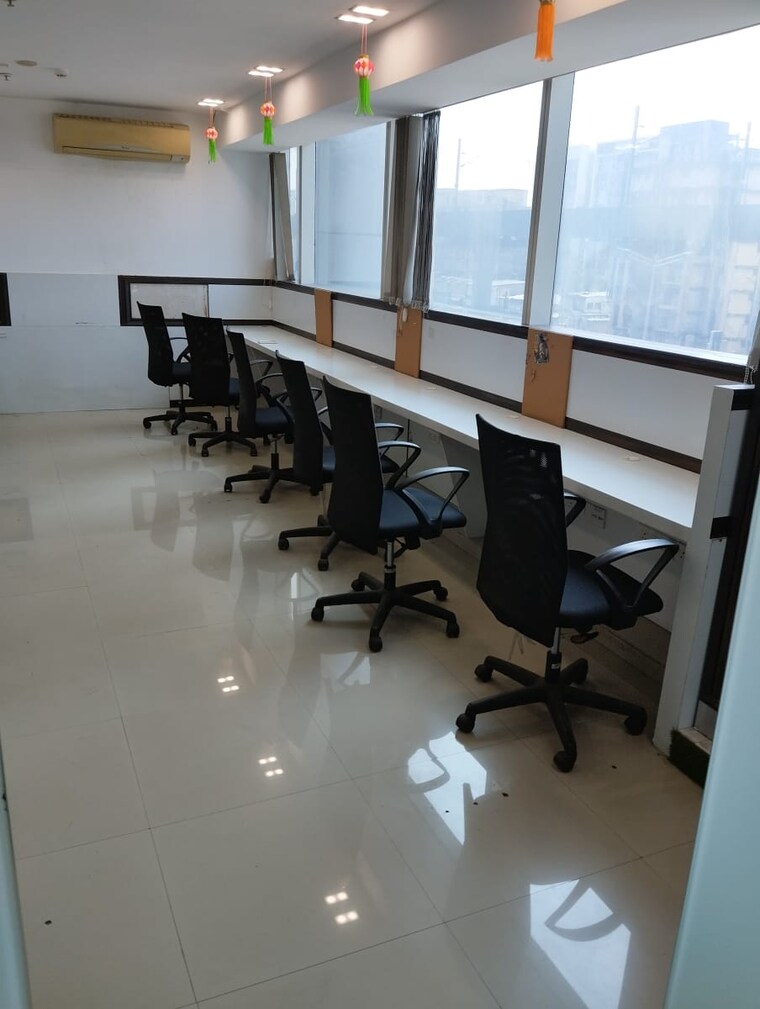 Team Area, jogeshwari east Commercial Office Space 950 Sq.Ft. In Jogeshwari East Mumbai 9534953