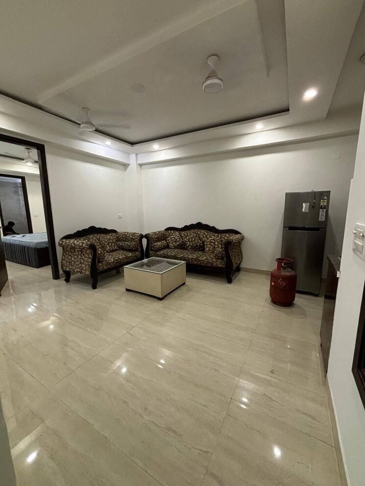 Living Room, freedom fighters enclave 2 Bedroom 1100 Sq.Ft. Apartment In Freedom Fighters Enclave Delhi 9534974