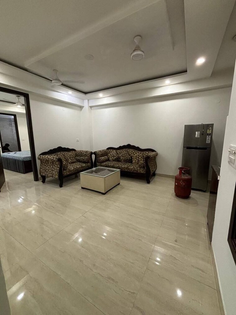 Living Room, freedom fighters enclave 2 Bedroom 1100 Sq.Ft. Apartment In Freedom Fighters Enclave Delhi 9534974